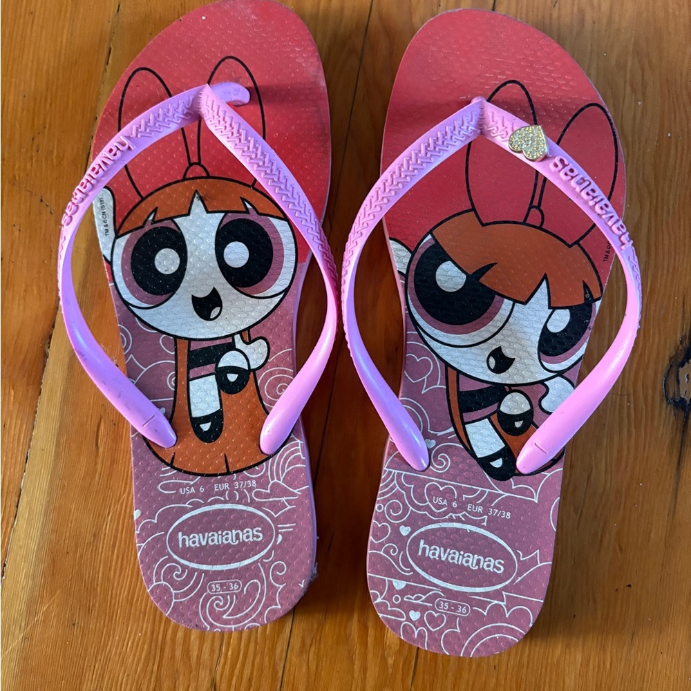 Havaianas Kids Pink Cartoon Flip Flops - POWER PUFF GIRLS!
